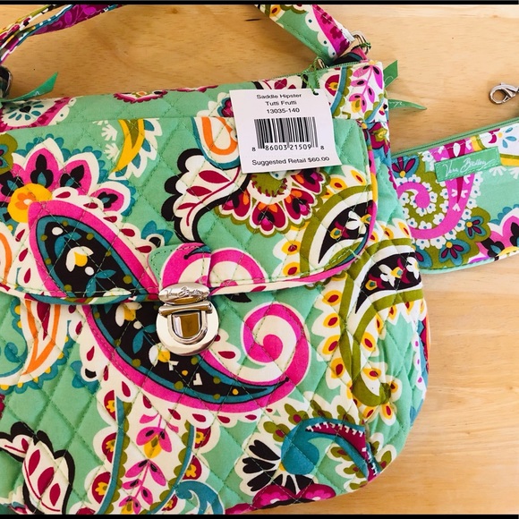 Vera Bradley Handbags - 🔥SALE NWT Vera Bradley Saddle Hipster and ID Case